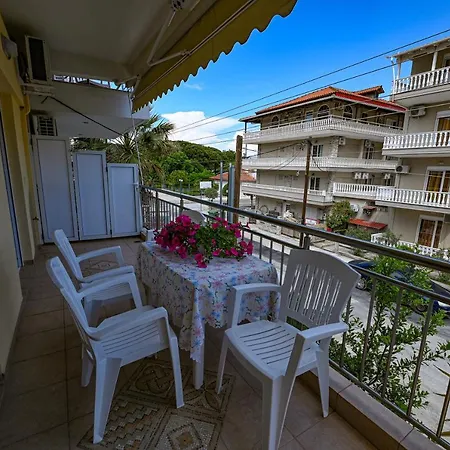 Four Seasons 1 Apartment Paralia Katerinis